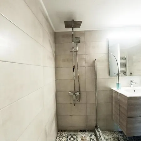 Club 2 Appartement Peraía