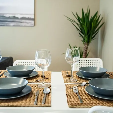 Appartement Club 2 *